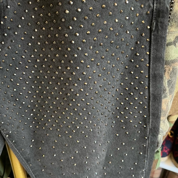 Zara - The Slim with Rhinestones in Black - Picture 3 of 6